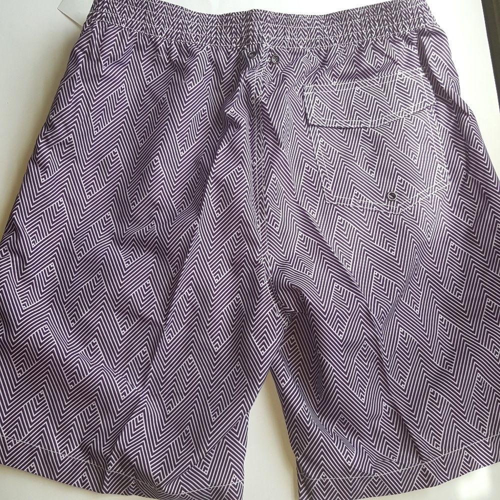 LAST 1! MEN'S Saks Fifth Avenue Printed Board Shorts - Picture 5 of 5